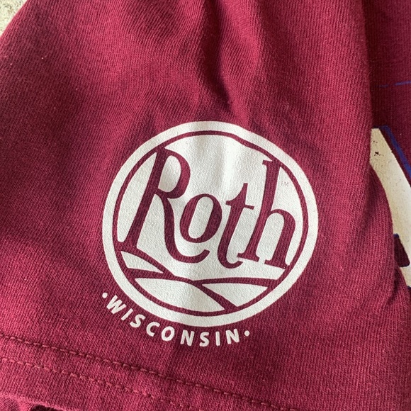 Gildan A Hug Without a Squeeze is like a day without Cheese T-shirt - Picture 7 of 8